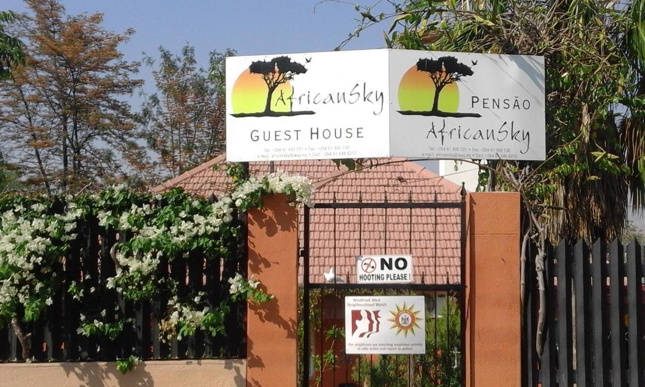 African Sky Guesthouse Windhoek Ngoại thất bức ảnh